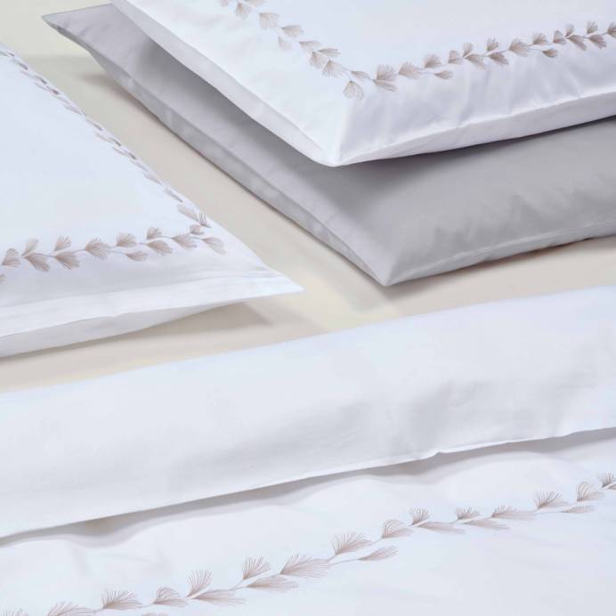 Christian Fischbacher Bettwäsche Luxury Nights Foglia